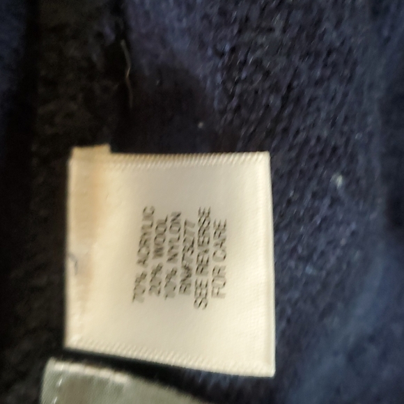 Sleevless cardigan with inner buckle - Picture 3 of 5